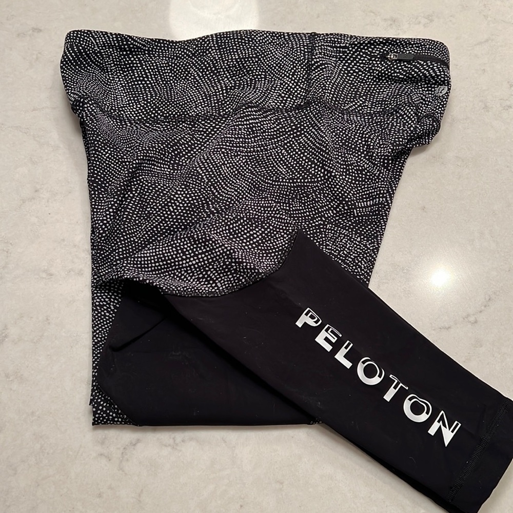 Peloton & Lululemon collab Leggings